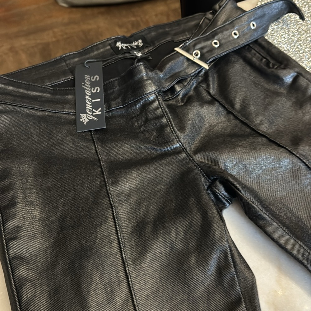 Dollskill gen kiss jeans nwt lg - Picture 4 of 12